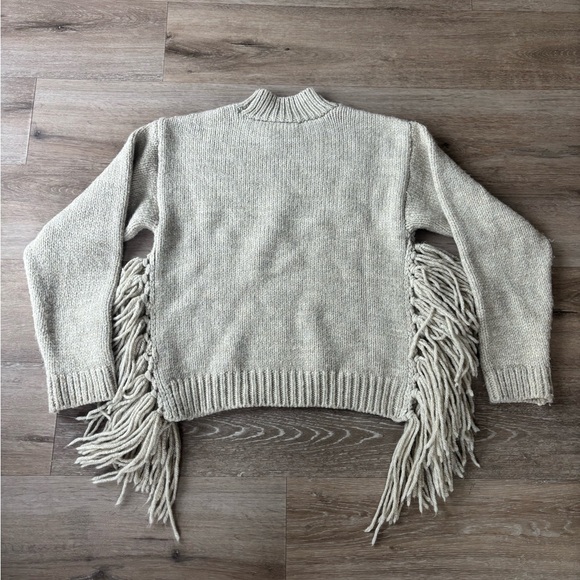 Zara Fringe Detail Sweater - Picture 2 of 6